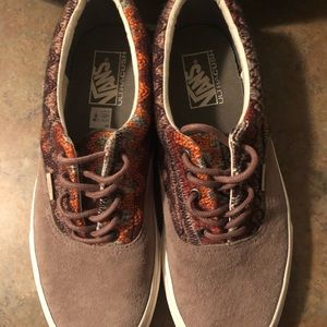 Men’s Vans size 10